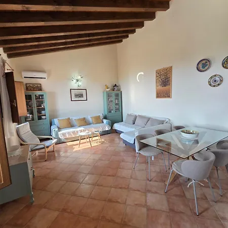 Terrazza Sarmuci Di Ferienhaus *