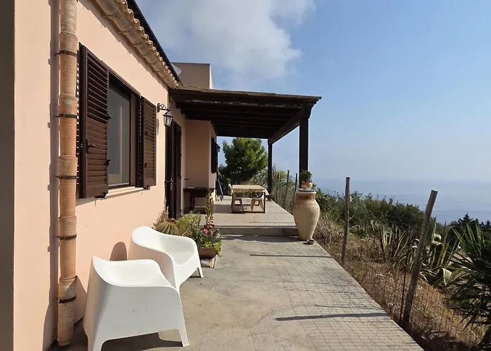 Feriehus Terrazza Sarmuci Di *