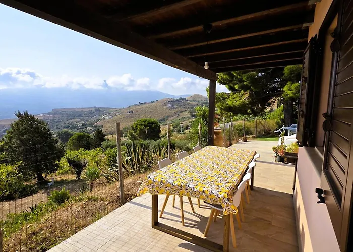 Terrazza Sarmuci Di Scopello (Sicily)