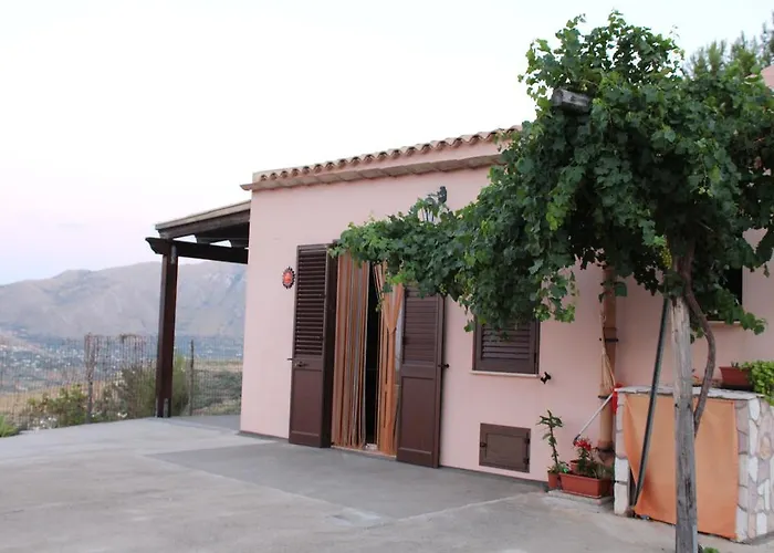 Terrazza Sarmuci Di Feriehus Scopello (Sicily)